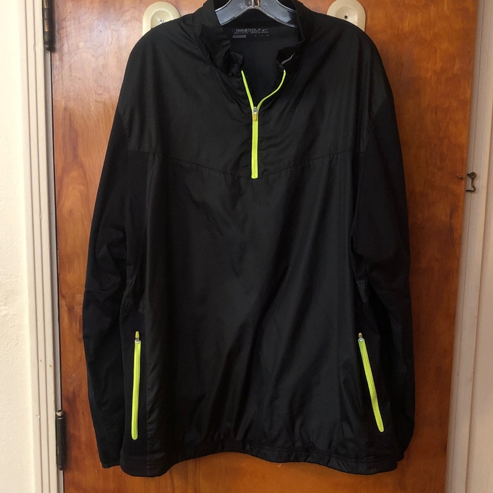 Nike Golf Men’s 2XL Black Pullover Windbreaker with Neon Yellow Accents